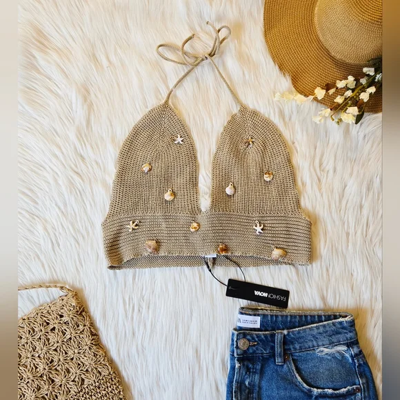 Shell Accents Cropped Top- Neutral Beige - Picture 2 of 2